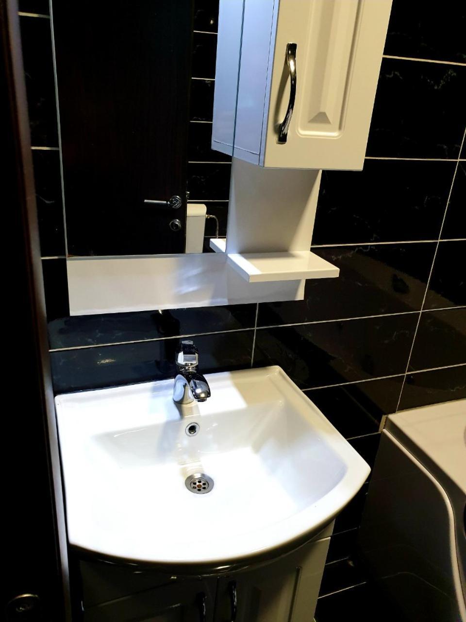 Apartmani Vuk Cetinje Exterior foto